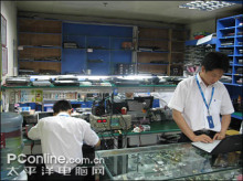 走進(jìn)最具特色的市場-華強(qiáng)電子世界筆記本市場調(diào)查