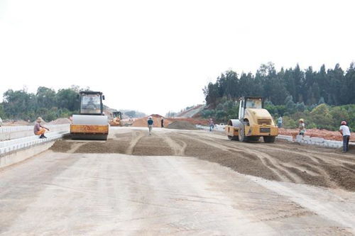 公路工程計量路面寬度如何計算 有什么依據(jù)